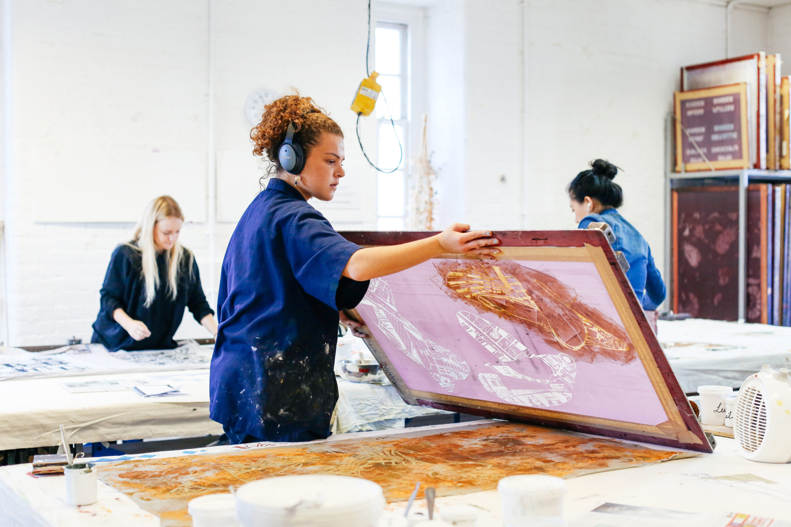 Janine Saul in the Print and Dye Workshop, University of the Arts London. Photo by Alys Tomlinson.